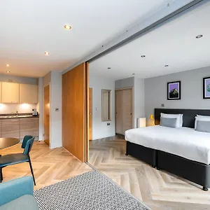 Ξενοδοχείο με διαμερίσματα Staycity West End